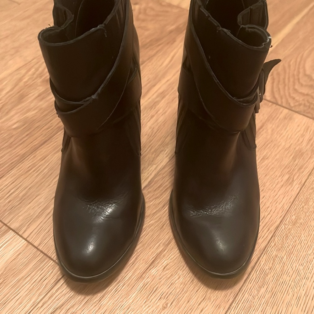 Aldo leather booties